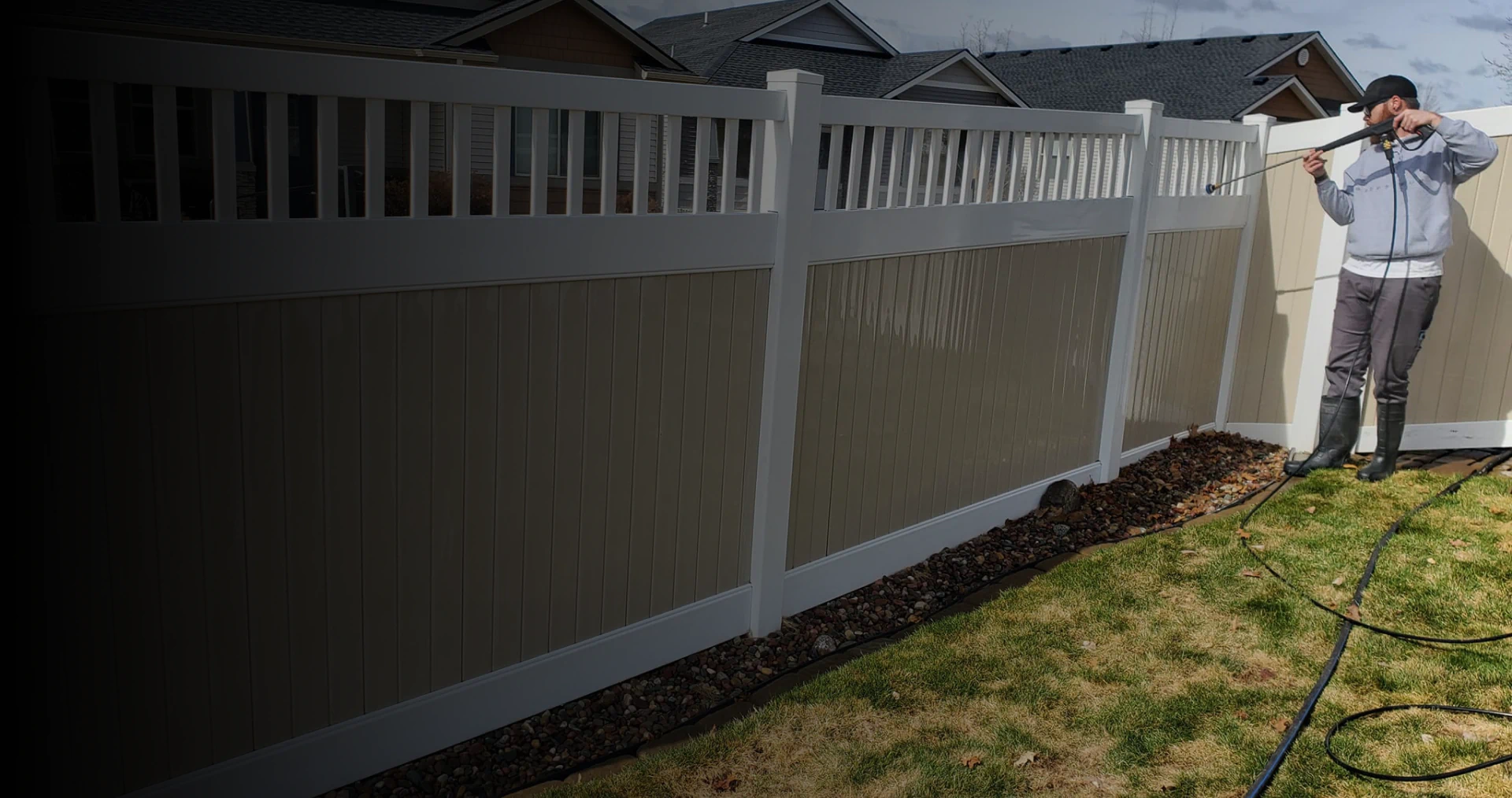 Two Dogs Washing hero 2